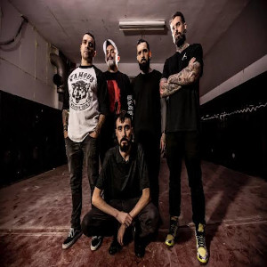 Metal Core vasco de la manos de Lotura.